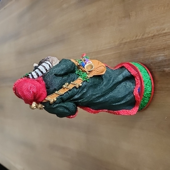 Designed And Sculpted By Jaimy Santa’s  Music Box - Picture 7 of 10